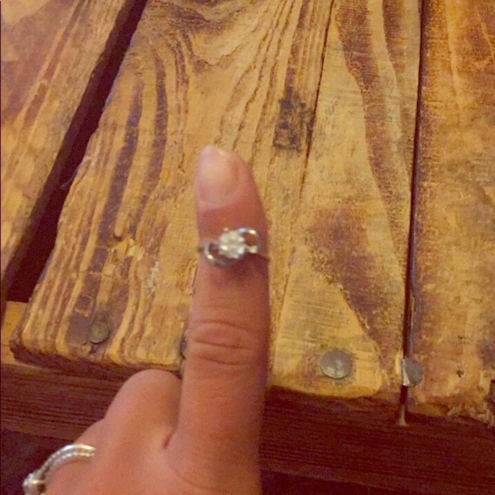 Cute small ring